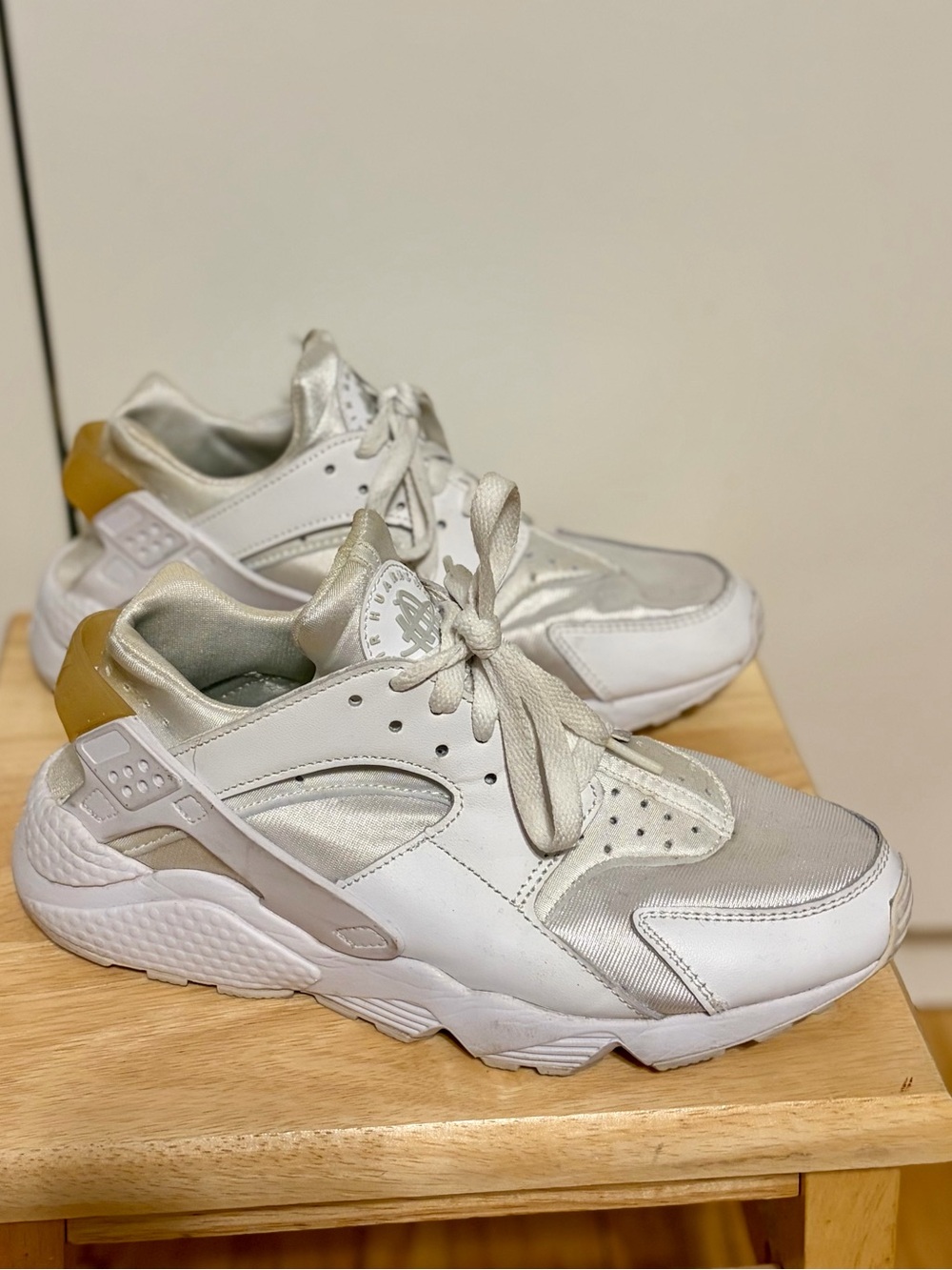 Nike Air Huarache “Triple White” (2022)